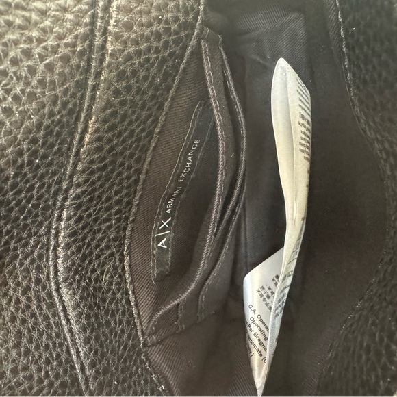 NWT - Armani Exchange Cross Body Bag - Picture 3 of 7